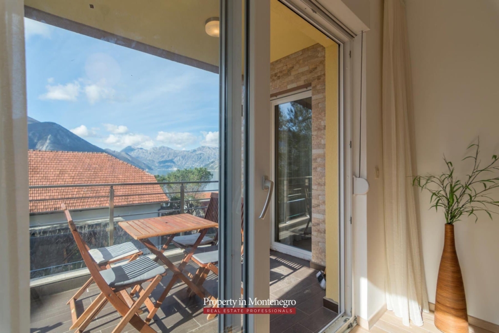 Two bedroom apartment for sale in Kotor