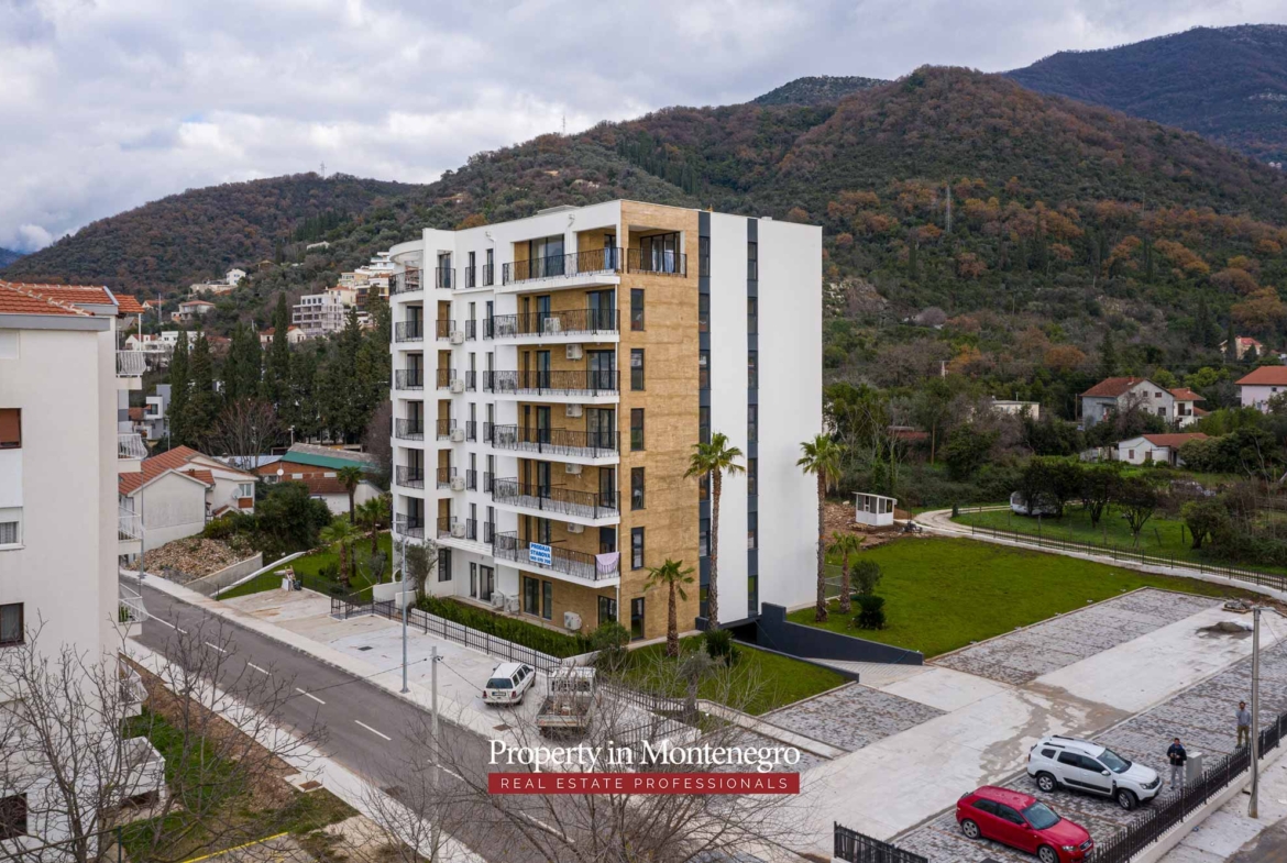 Apartment for sale in new building in Tivat