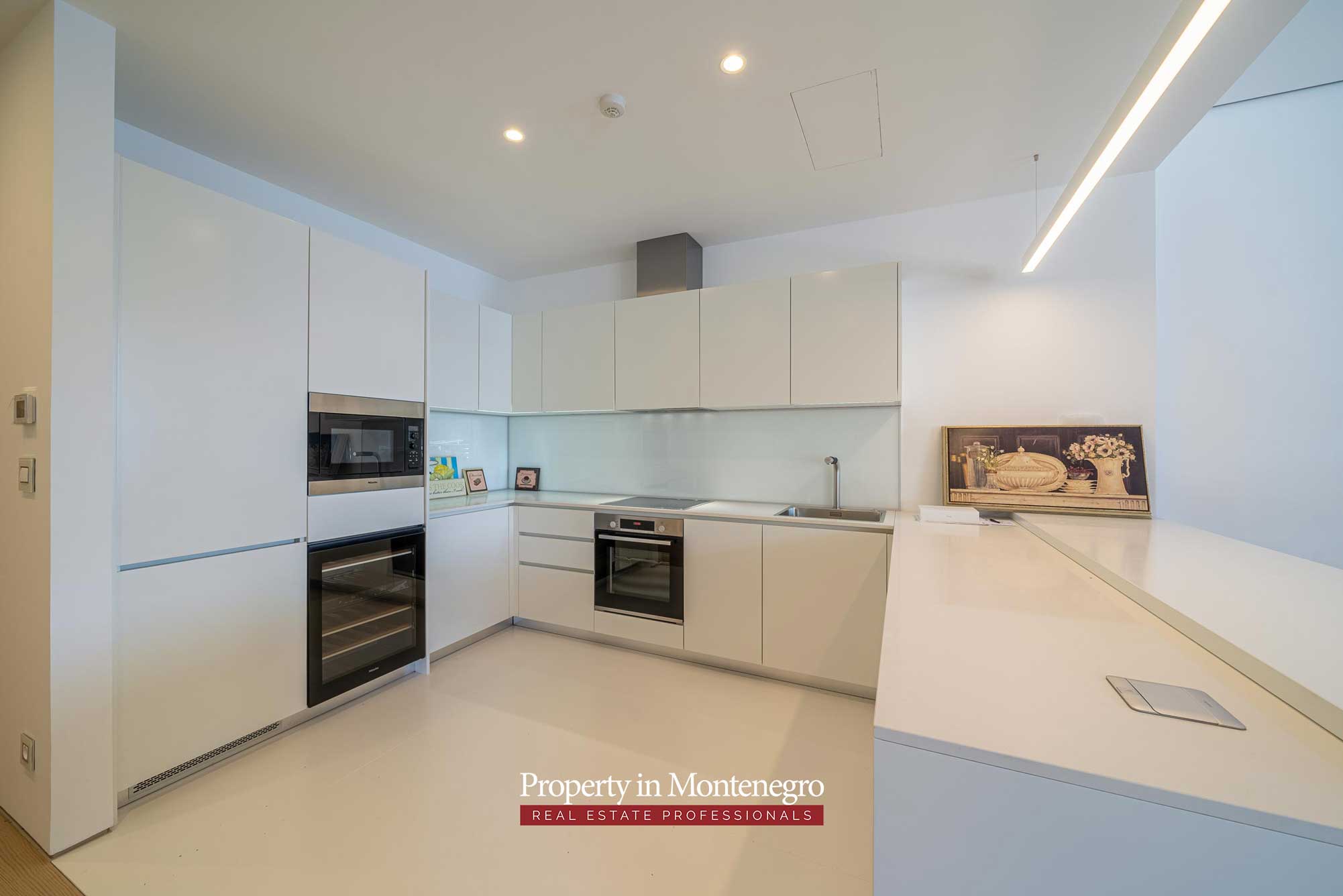 Luxury two bedroom apartment for sale in Budva 16