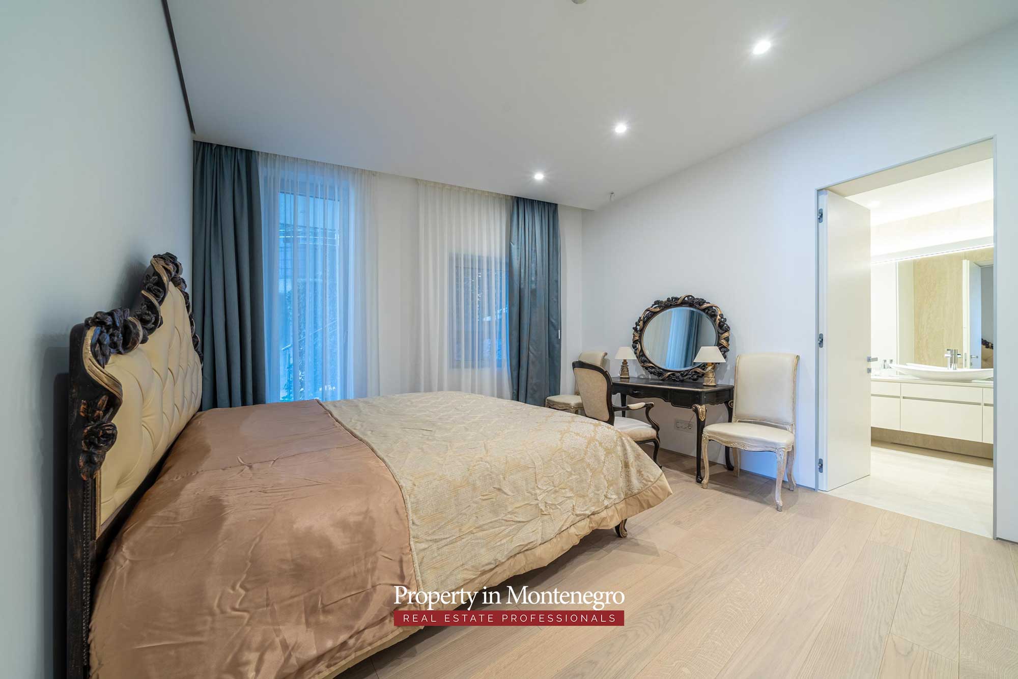 Luxury two bedroom apartment for sale in Budva 22