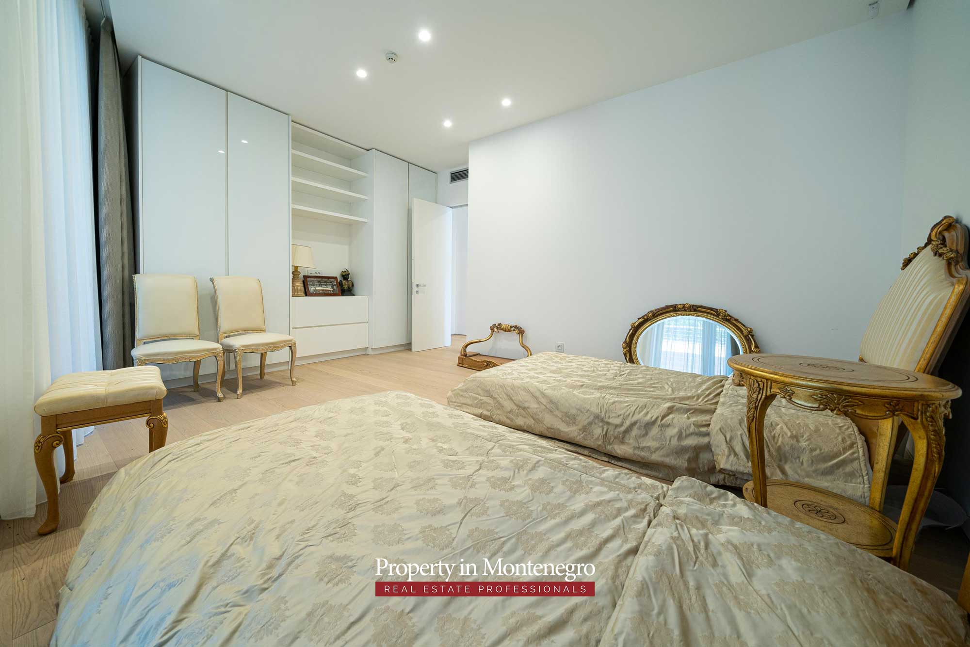 Luxury two bedroom apartment for sale in Budva 27