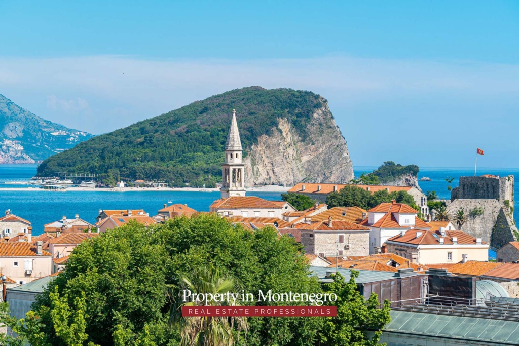 Luxury apartment for sale in Budva