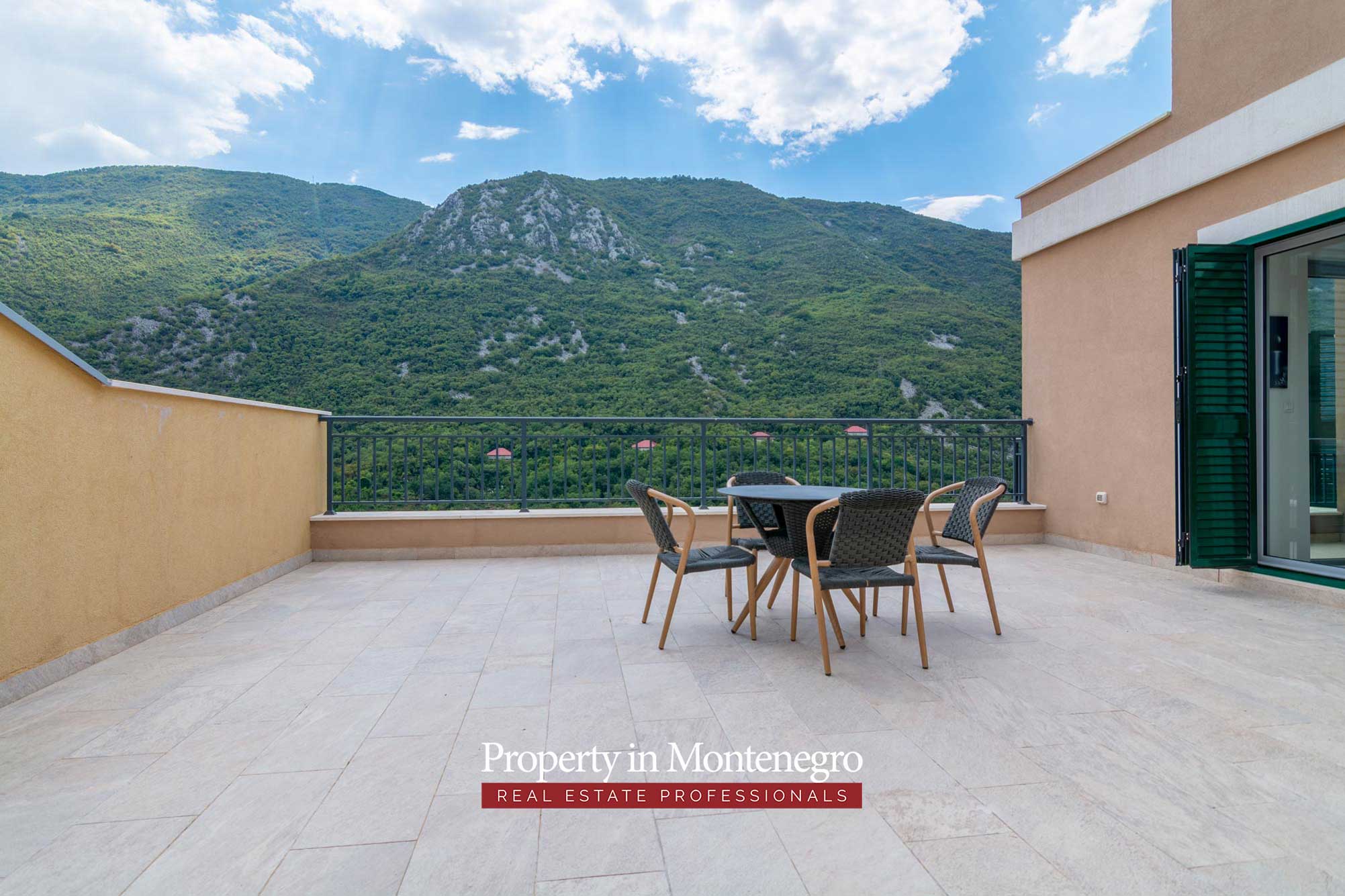 Two bedroom penthouse for sale in Bay of Kotor 15