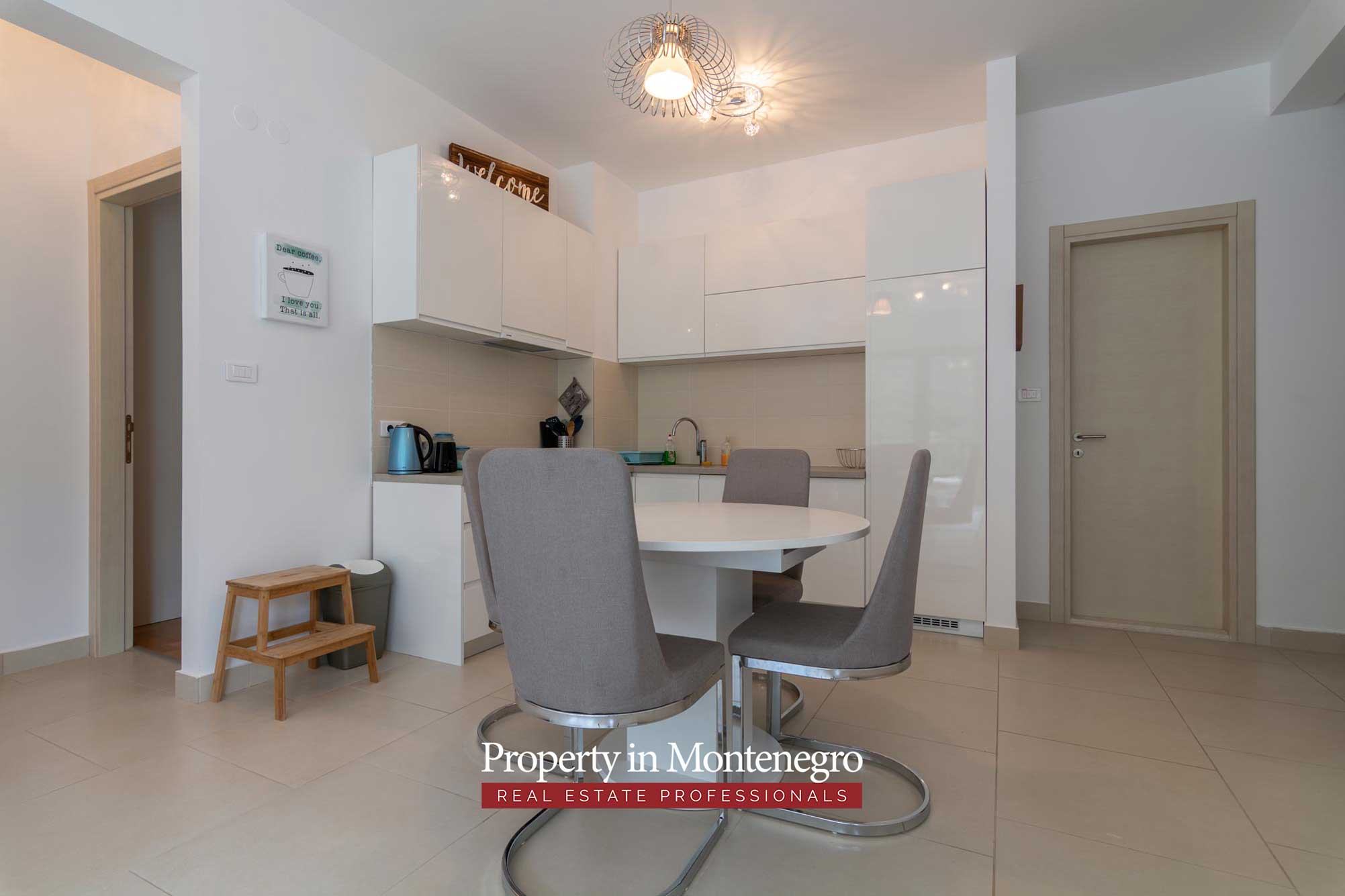 Two bedroom penthouse for sale in Bay of Kotor 8