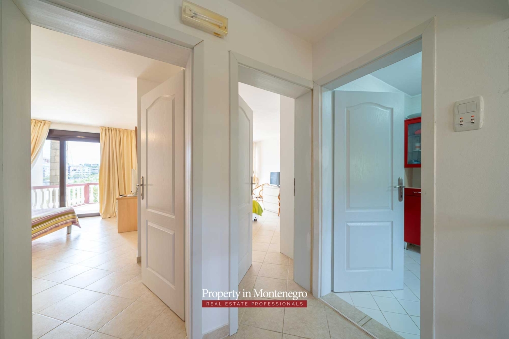 Waterfront house for sale in Bar