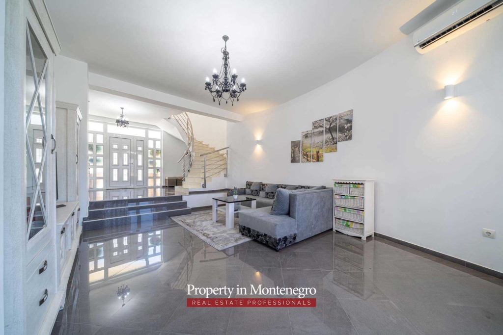 House for sale in Bar