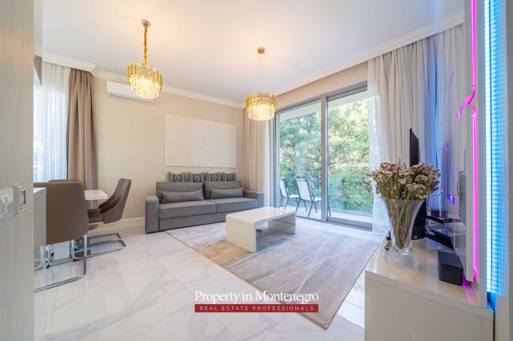 Luxury apartment for sale in Becici