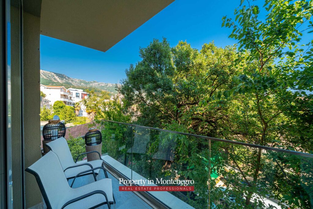 Luxury apartment for sale in Becici