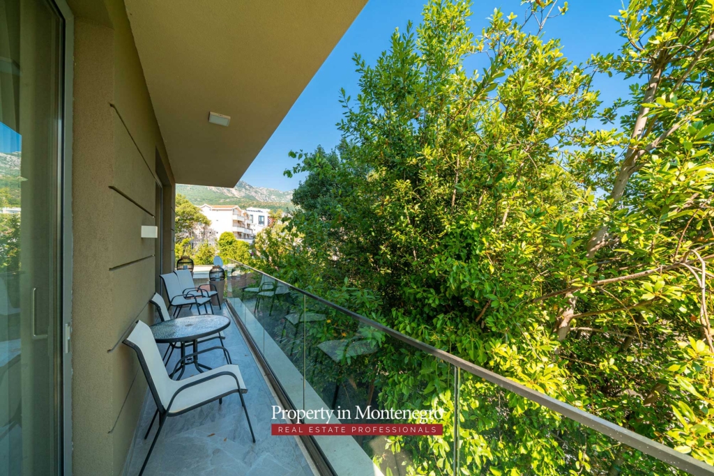 Luxury apartment for sale in Becici