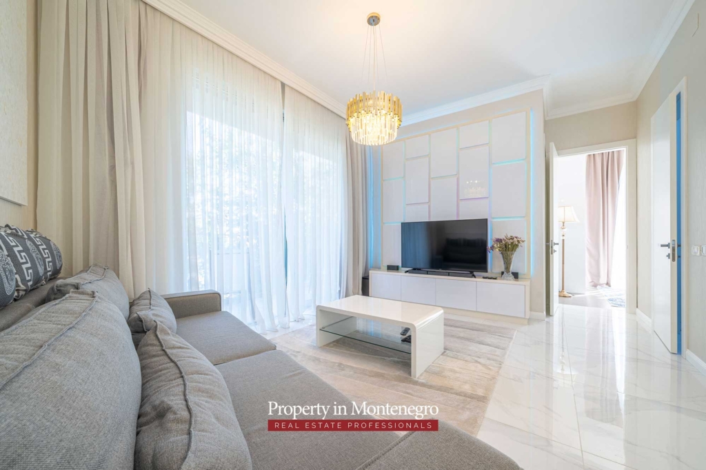 Luxury apartment for sale in Becici