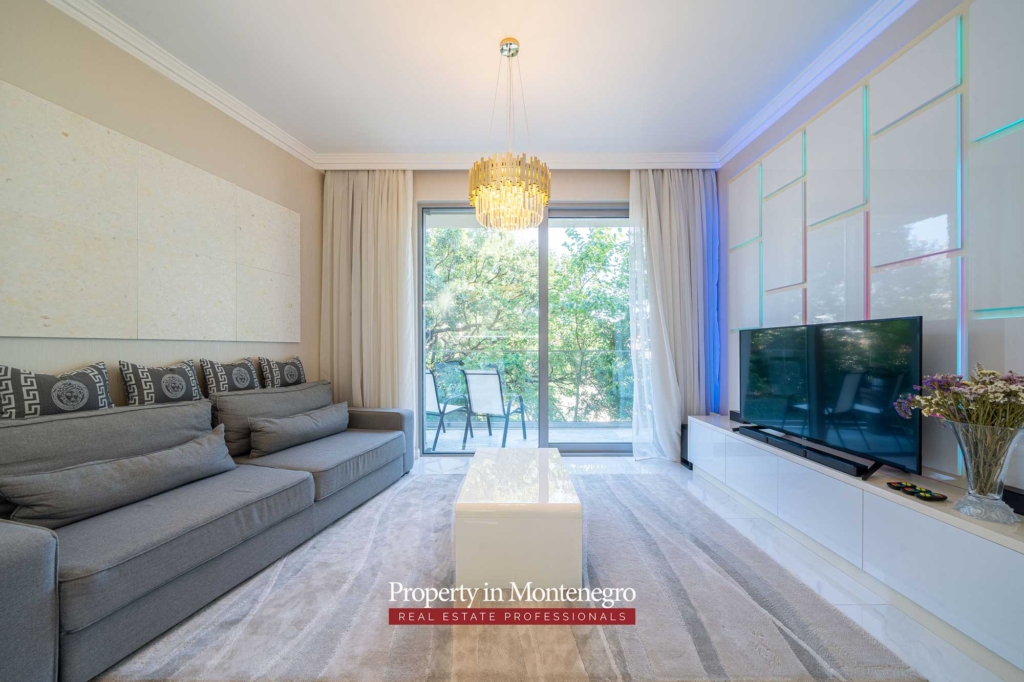 Luxury apartment for sale in Becici
