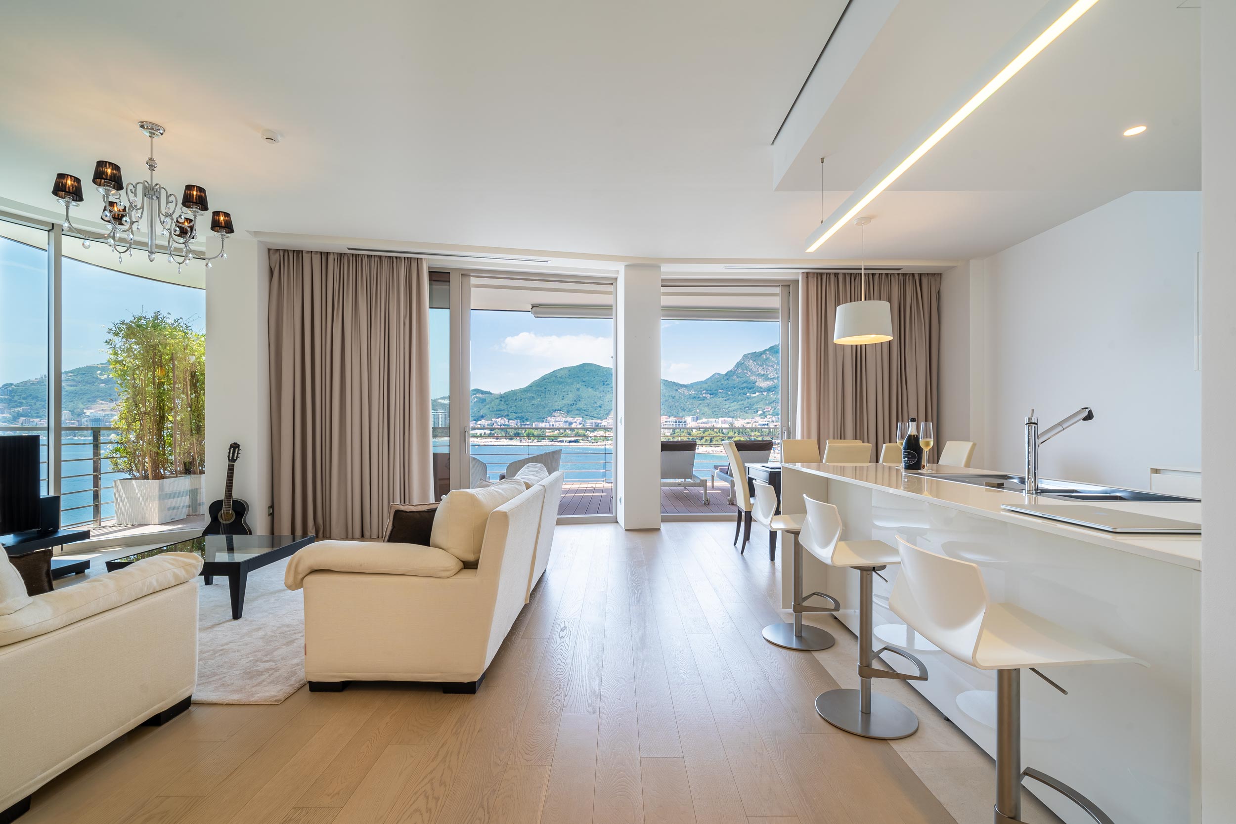 Luxury two bedroom apartment for sale in Dukley Gardens 14 1