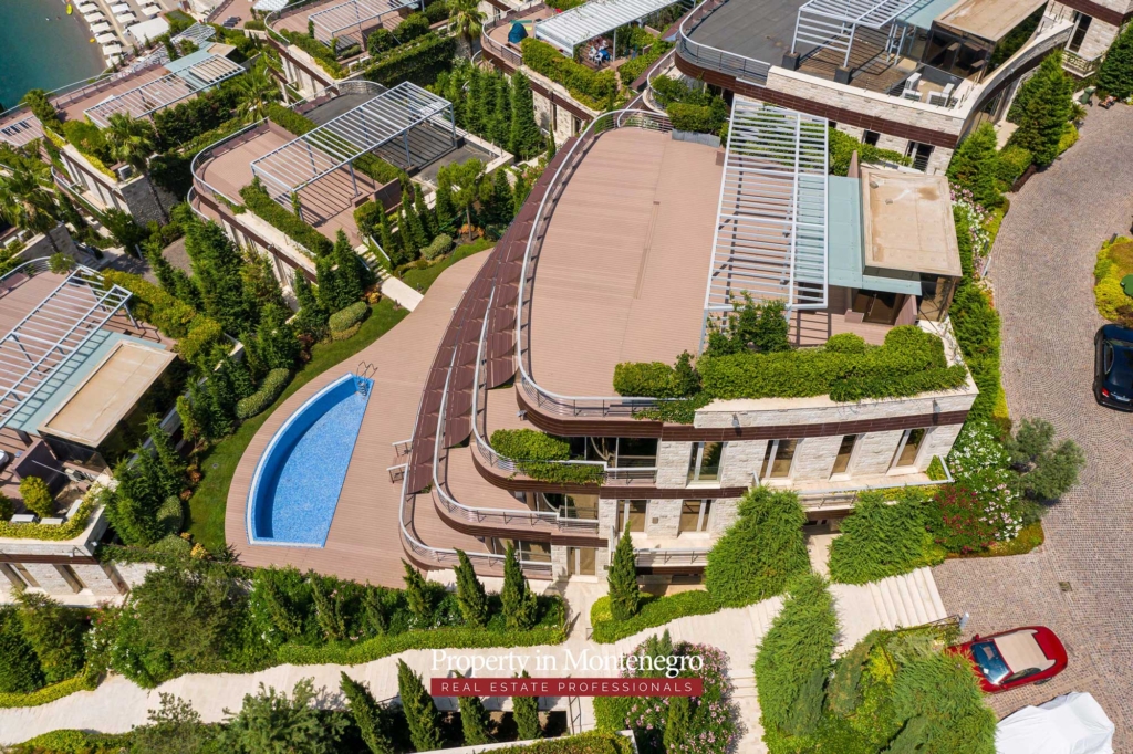 Luxury villa for sale in Budva