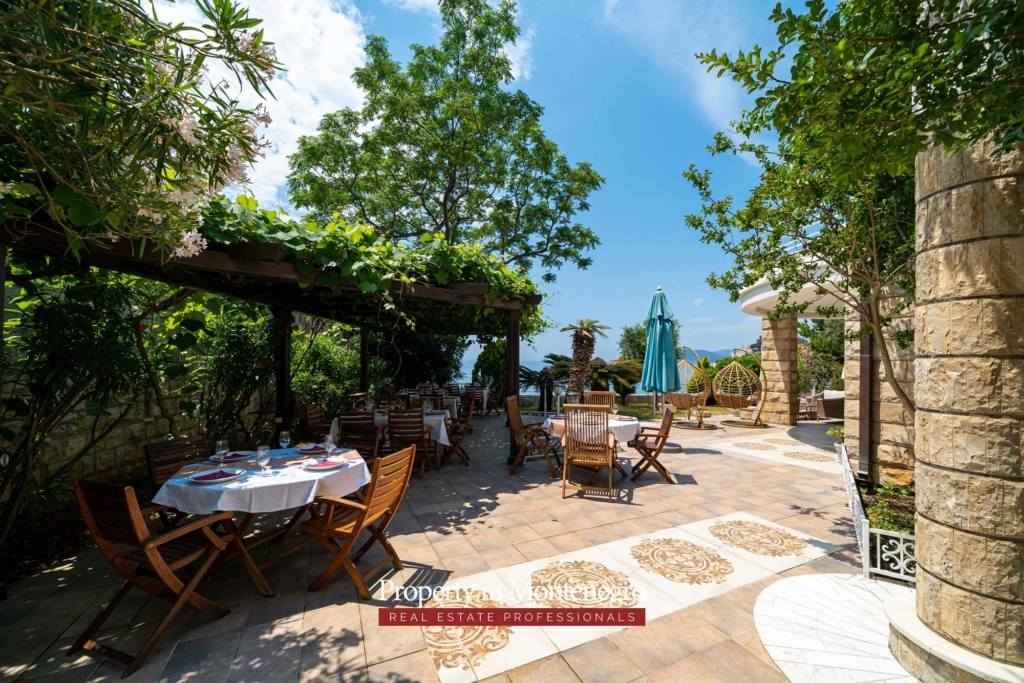Waterfront villa for sale in Budva