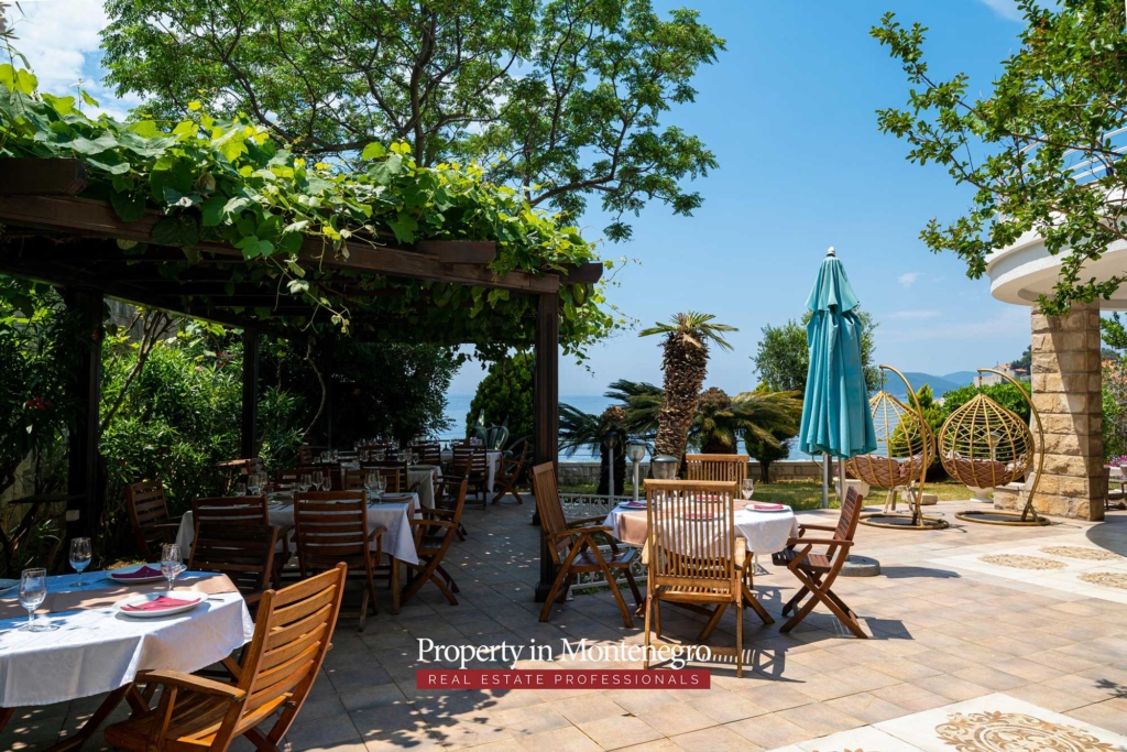Waterfront villa for sale in Budva