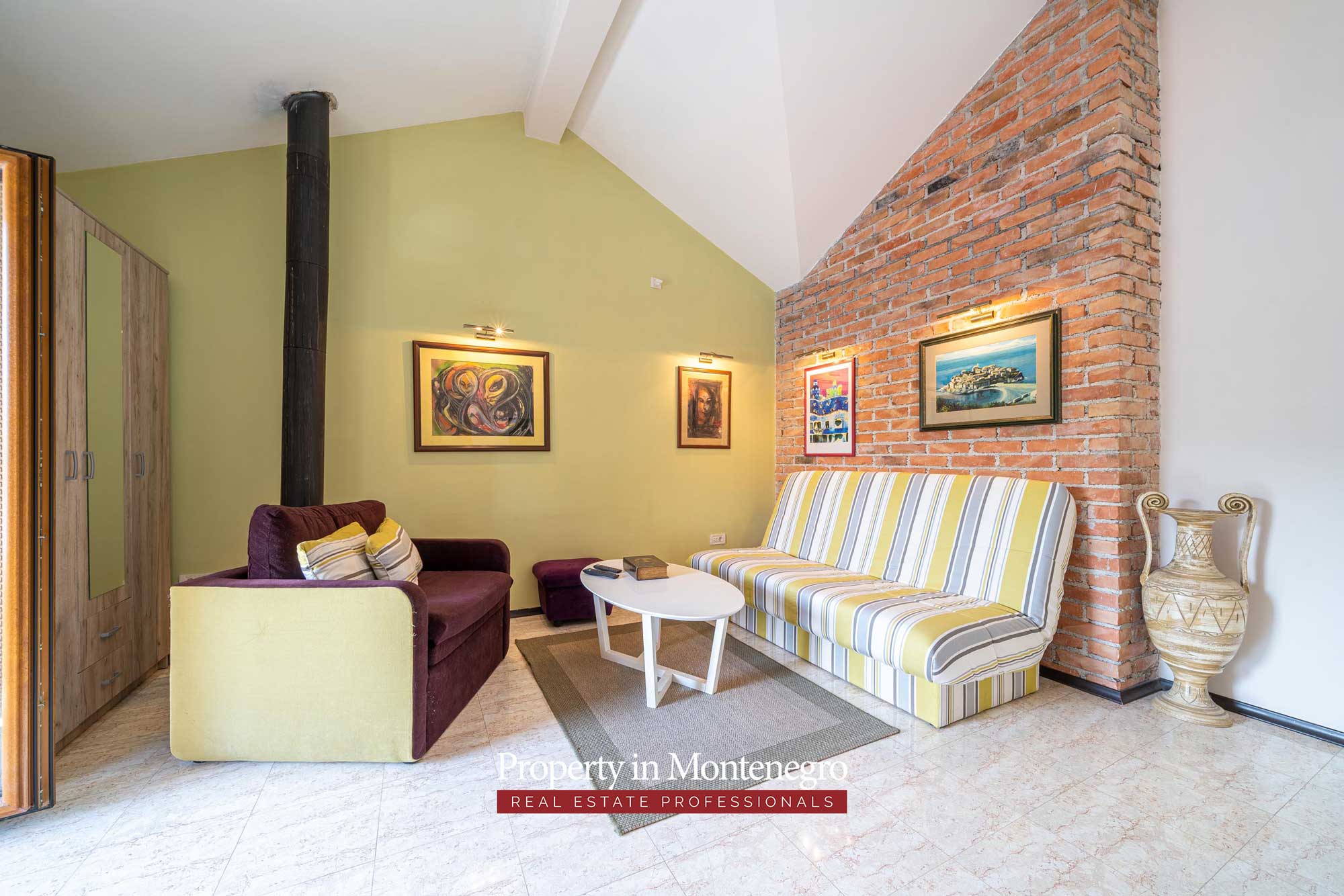 Stone house with sea view for sale in Kotor area 60