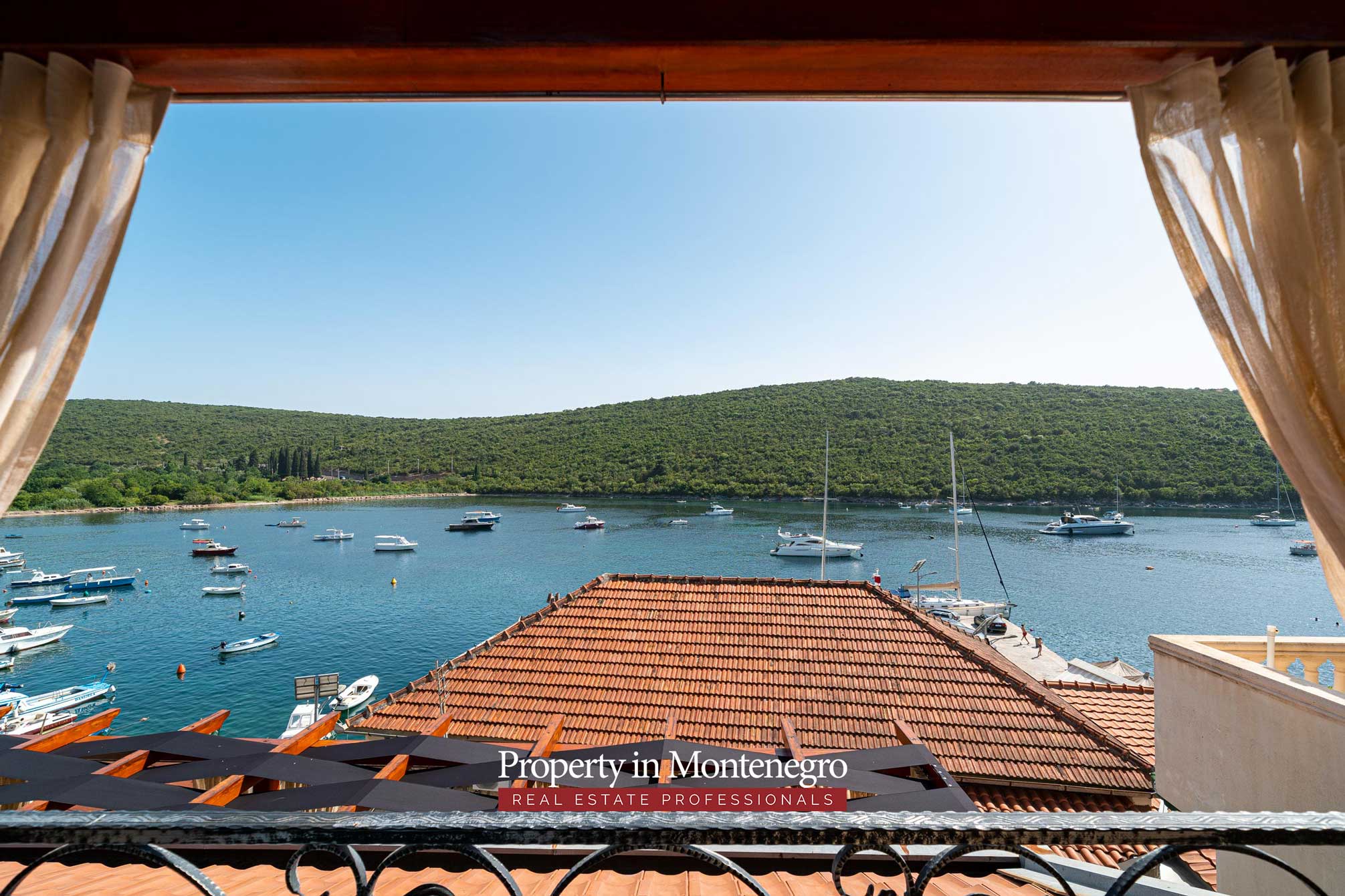 Stone house with sea view for sale in Kotor area 63