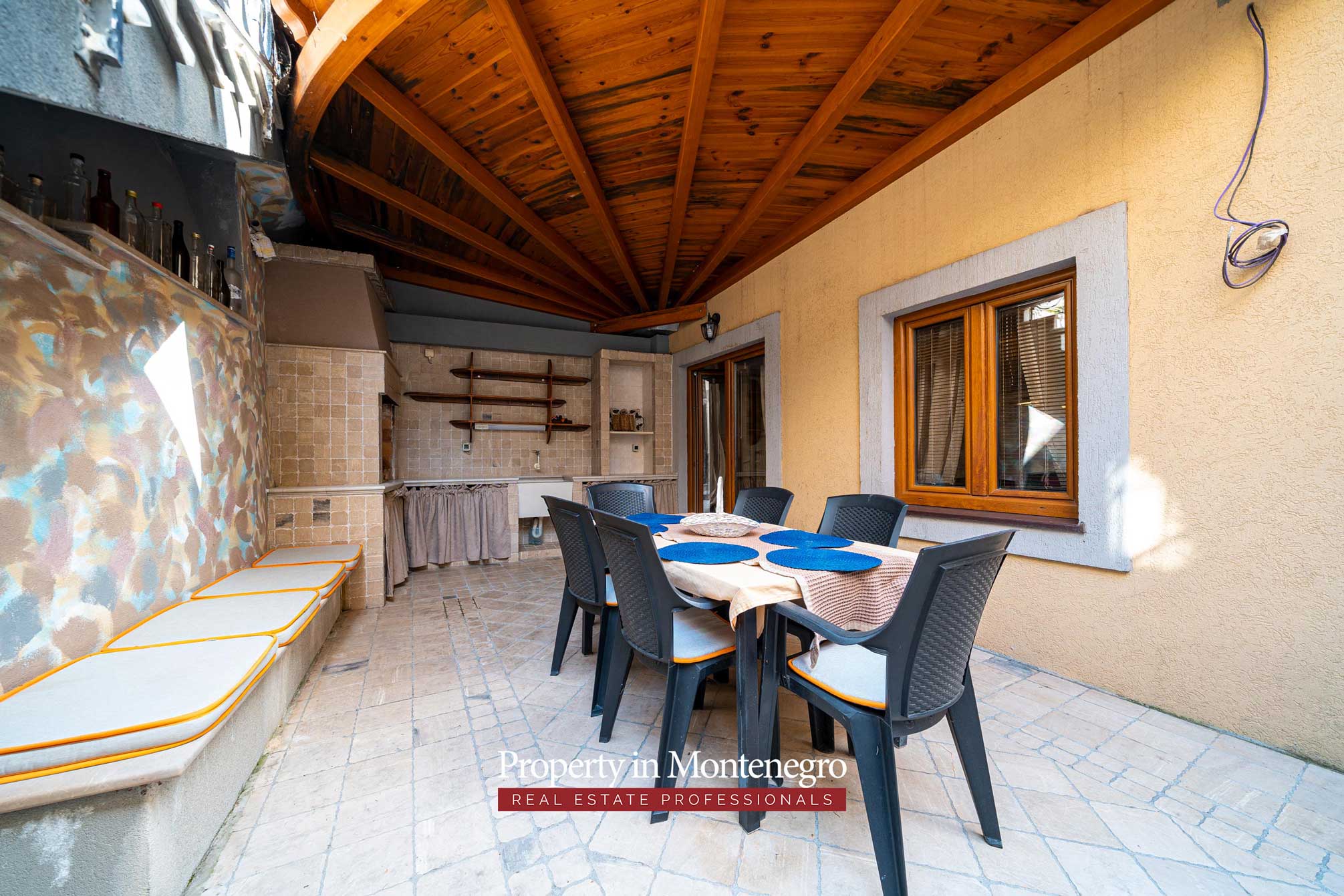 Stone house with sea view for sale in Kotor area 67