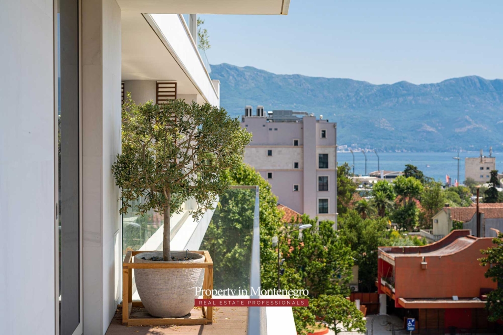 Apartment for sale near Old Town Budva