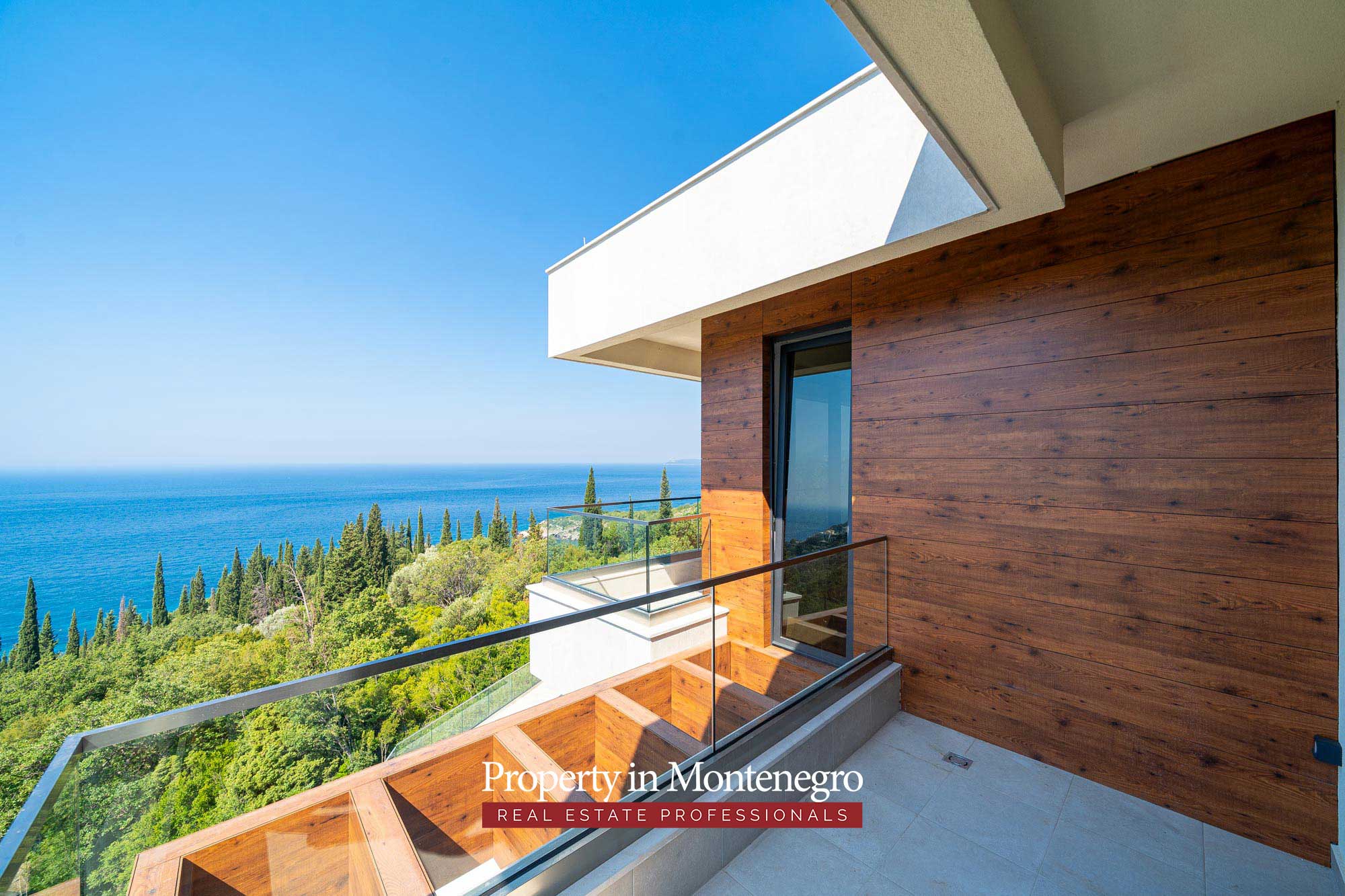 Luxury villa with swimming pool for sale in Budva Riviera 60