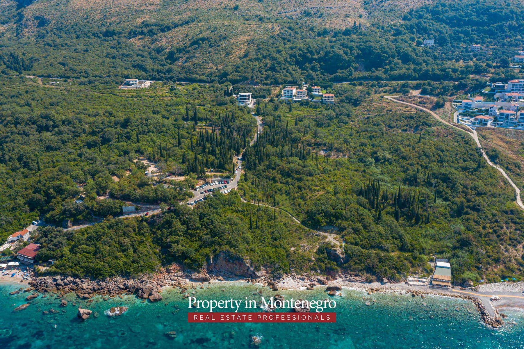 Luxury villa with swimming pool for sale in Budva Riviera 76