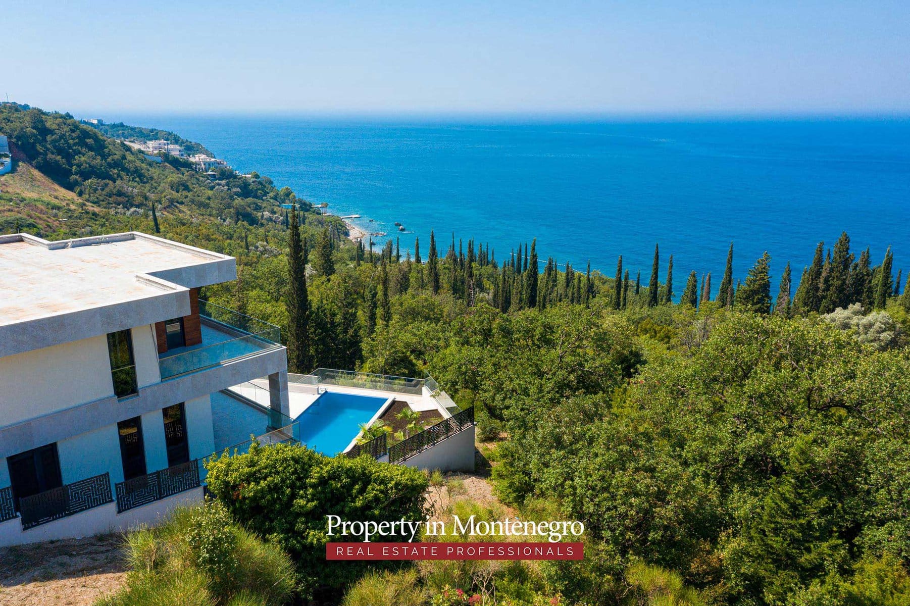 Luxury villa with swimming pool for sale in Budva Riviera 84