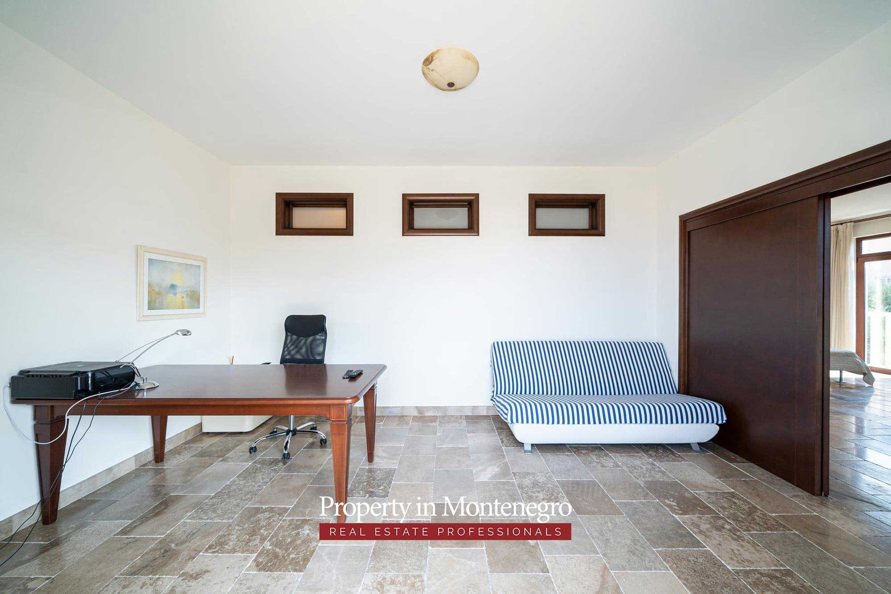 Luxury villa with swimming pool for sale in Petrovac 67