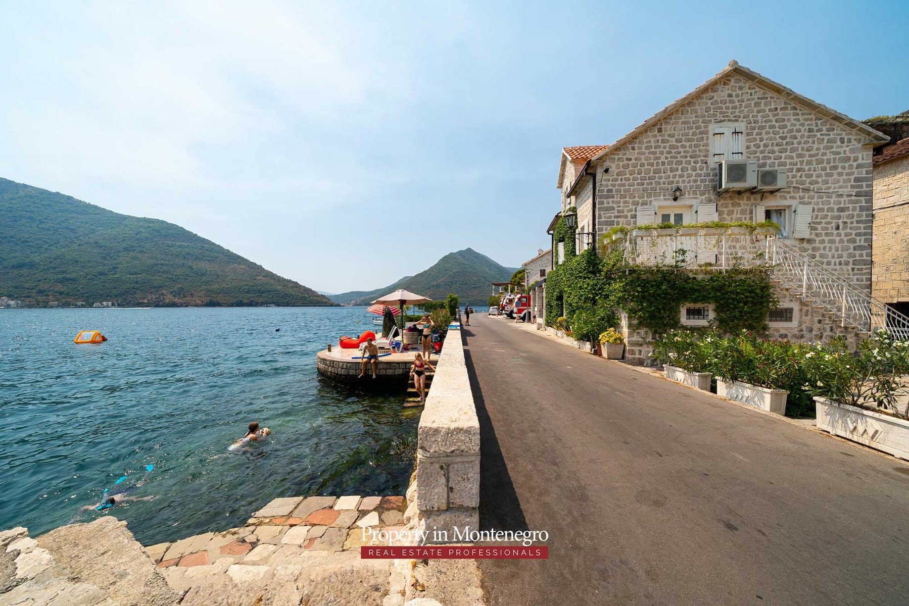 Waterfront stone house for sale in Perast 60