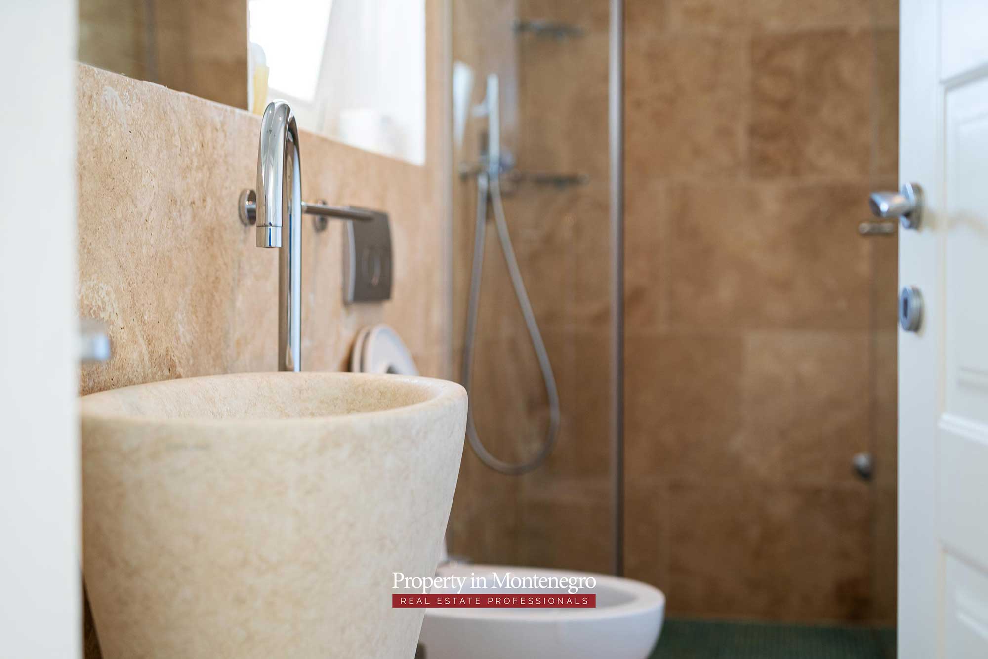 Waterfront stone house for sale in Perast 64