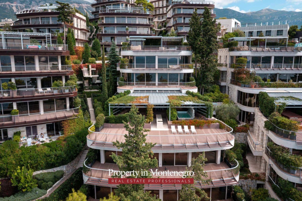Luxury apartment for sale in Dukley Gardens