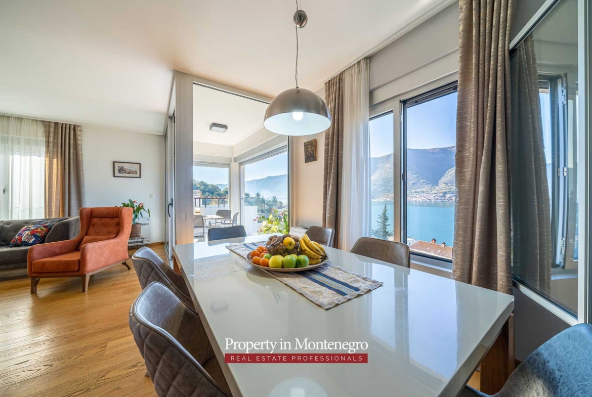 Apartment for sale in Bay of Kotor