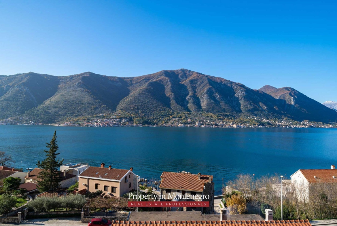 Apartment for sale in Bay of Kotor