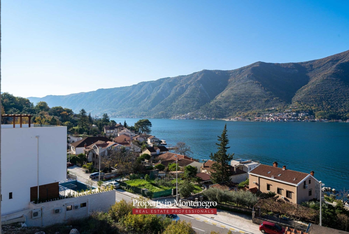 Apartment for sale in Bay of Kotor