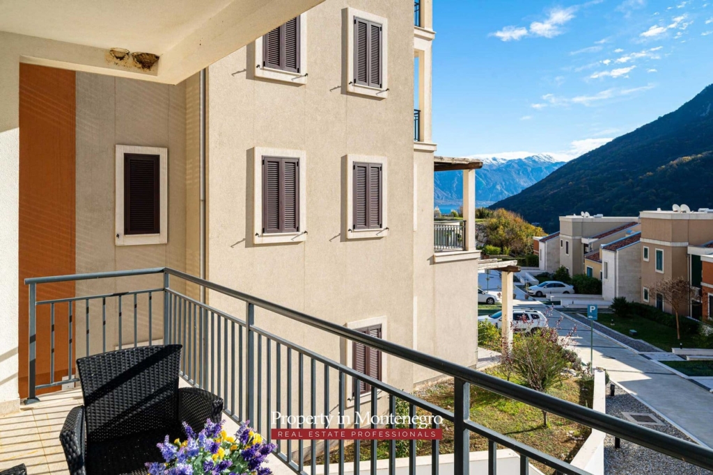 Two bedroom apartment for sale in Bay of Kotor