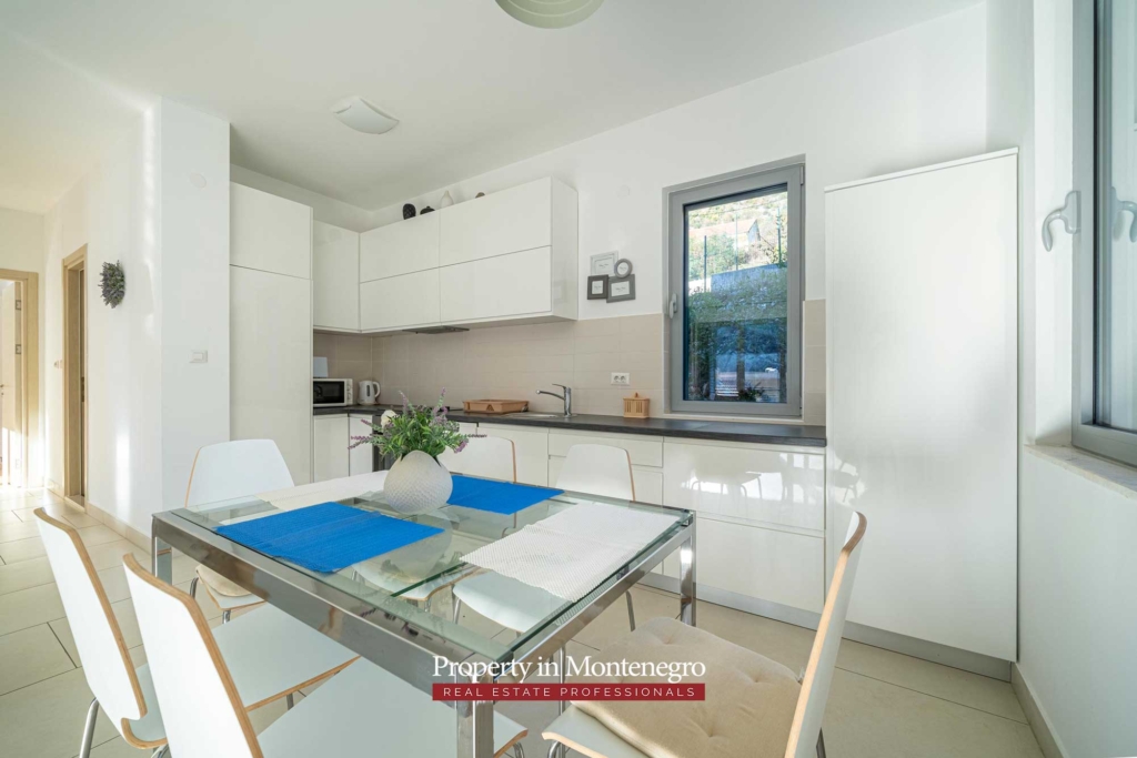 Two bedroom apartment for sale in Bay of Kotor