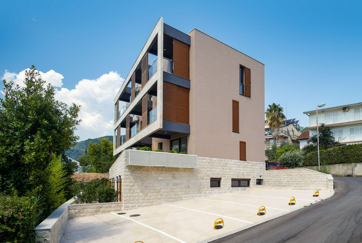 Apartments for sale in Tivat