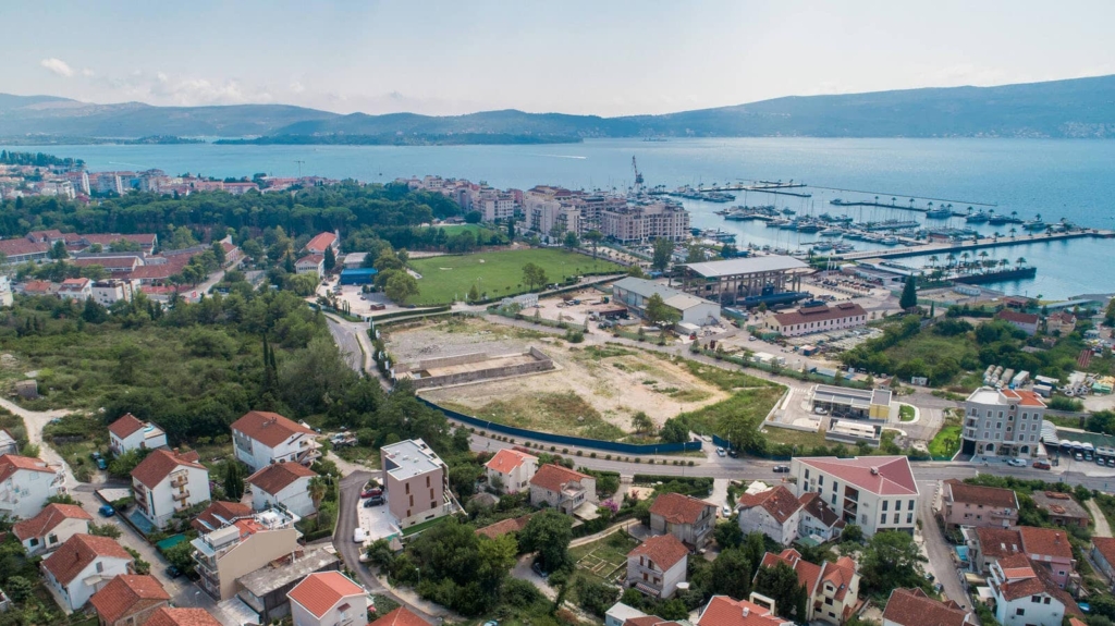 Apartment for sale near Porto Montenegro
