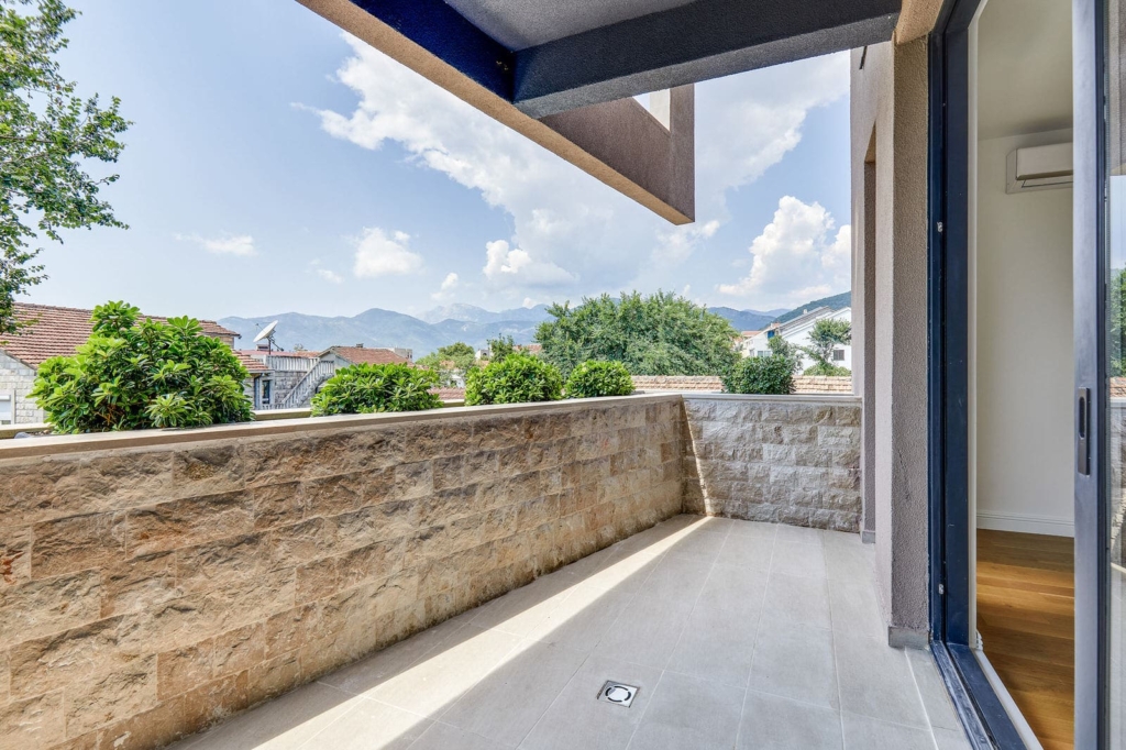 Apartments for sale in Tivat