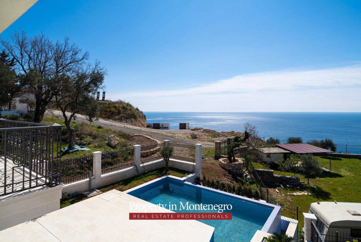 Luxury villa for sale in Budva