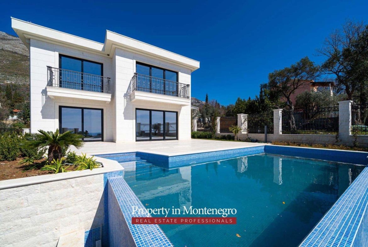 Luxury villa for sale in Budva