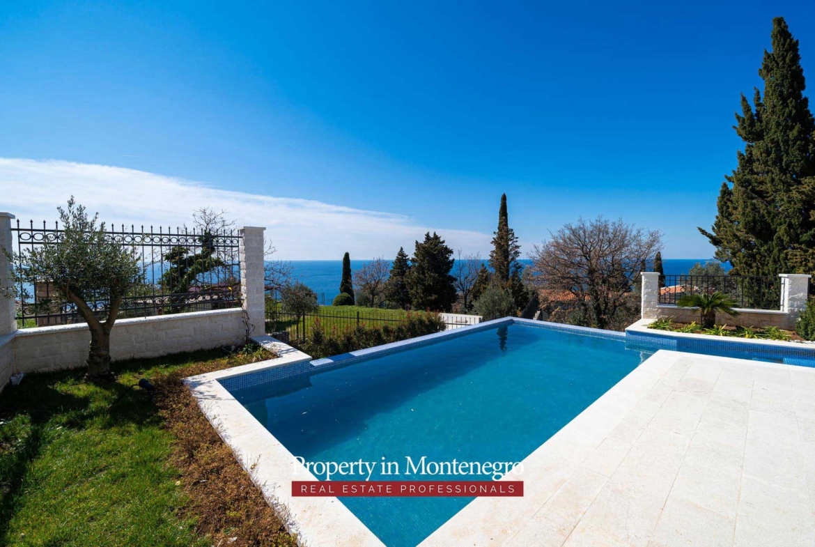 Luxury villa for sale in Budva