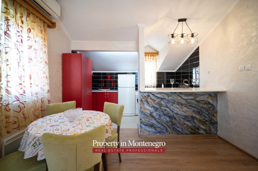 Two bedroom apartment for sale in Dobrota