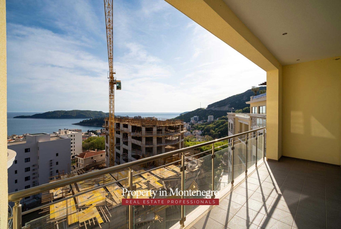 Apartment for sale in Budva Riviera