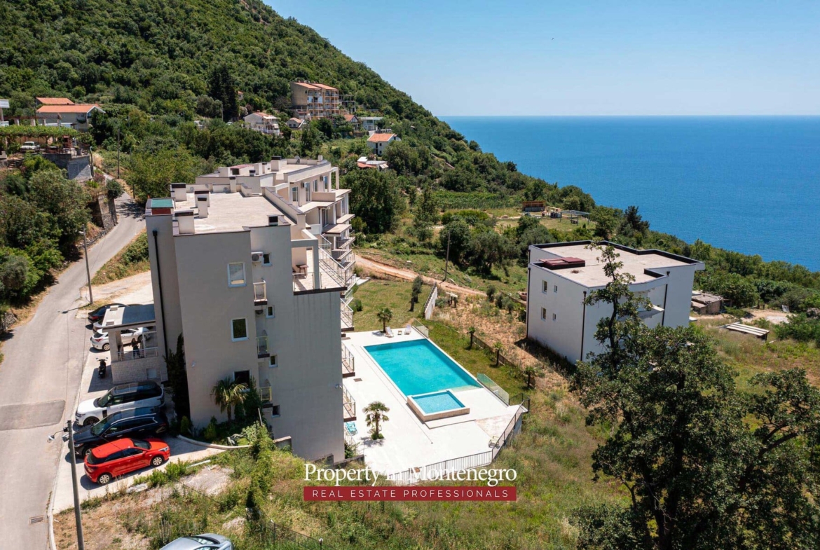 Penthouse for sale in Budva Riviera