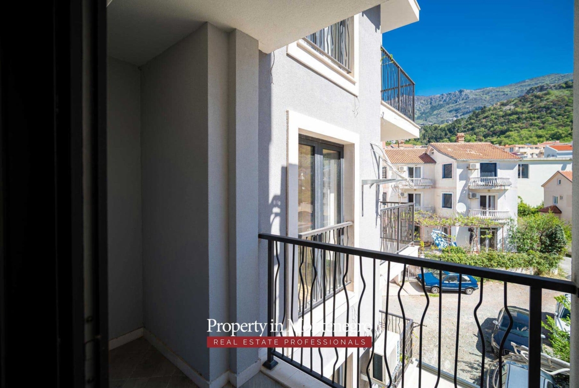 Apartment for sale in Budva