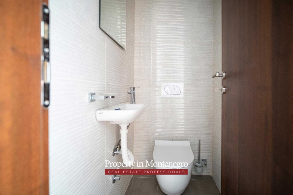 Apartment for sale in Budva