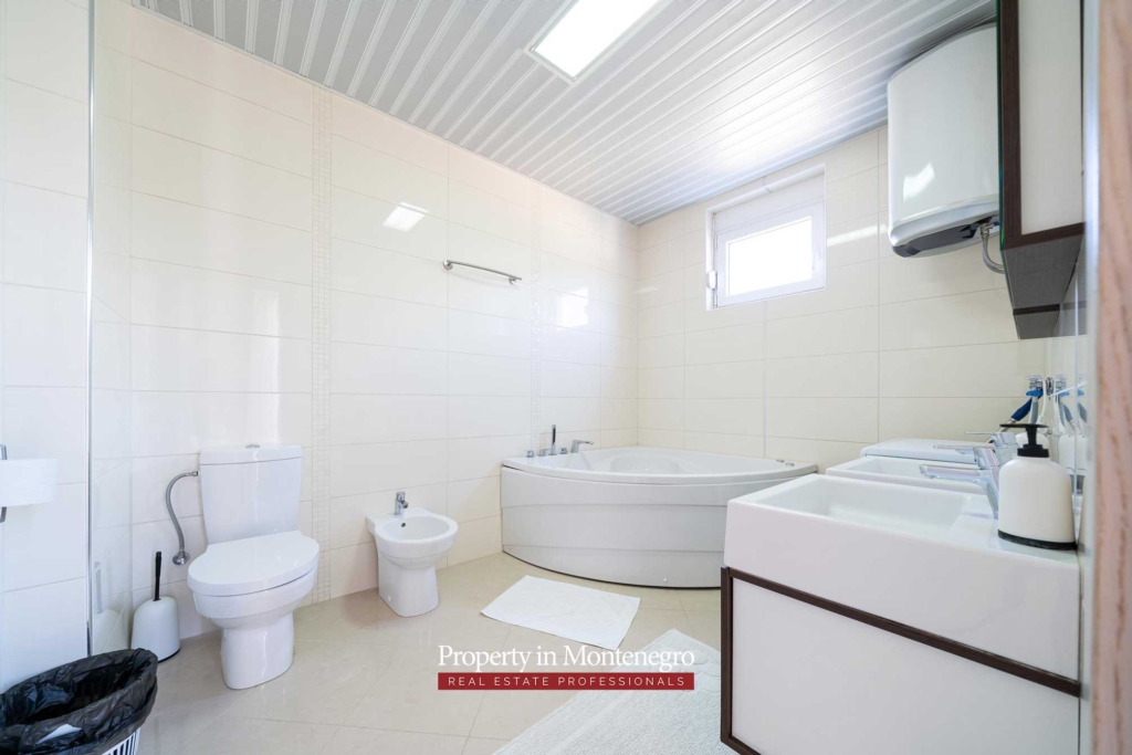Two bedroom apartment for sale in Bar