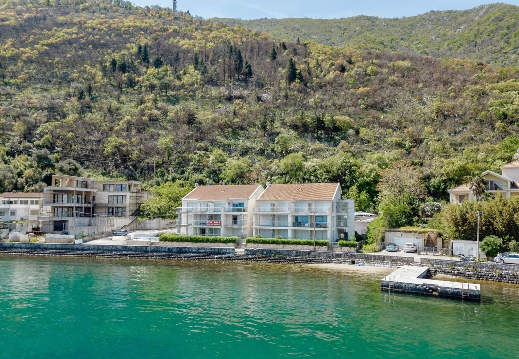 1 Kotor Stoliv two bedroom furnished apartment on the first line to the sea