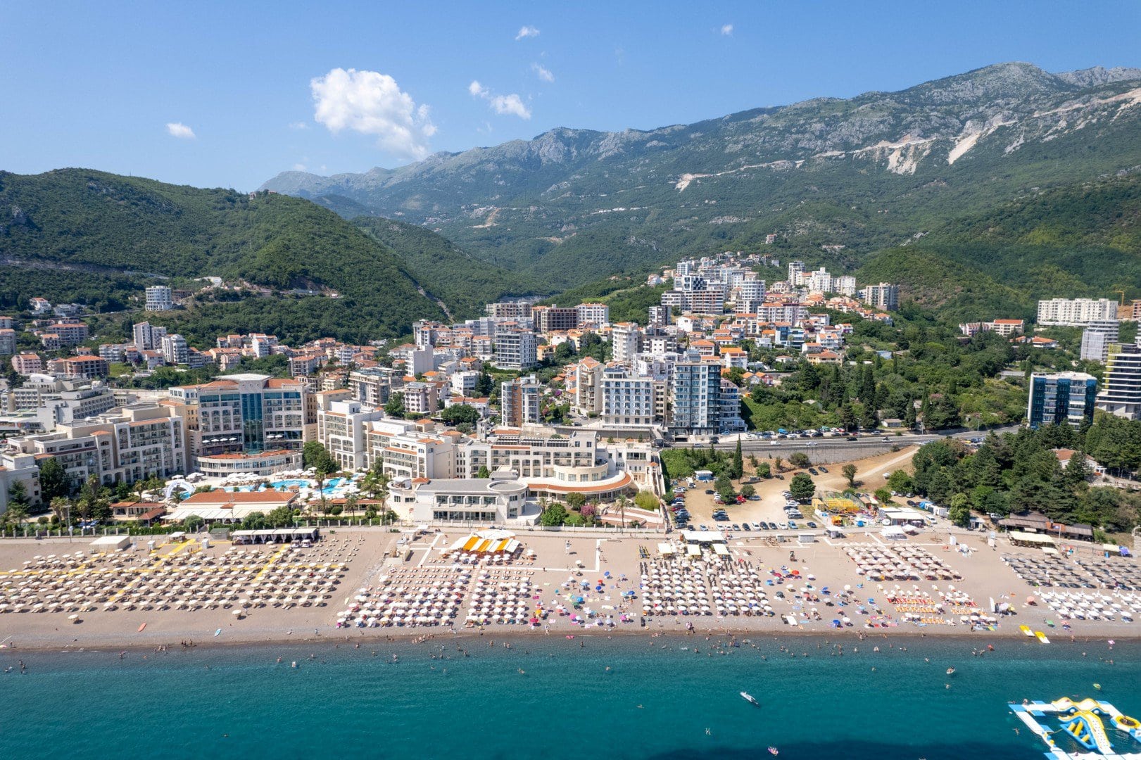 17 luxury penthouse with panoramic rooftop terrace