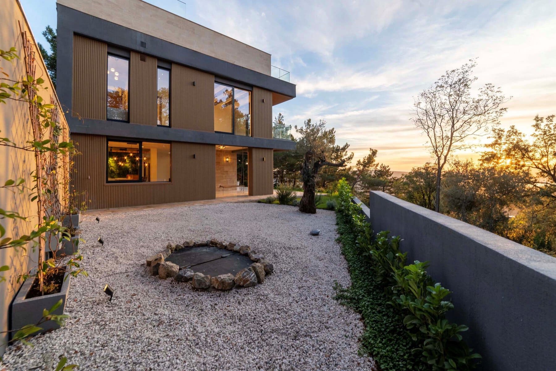 26 Kotor Kavac – a contemporary family villa with a swimming pool and a panoramic view of the Tivat Bay min